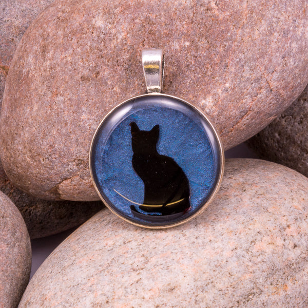 Handcrafted Bespoke Curious Cat Pendant; set in silver effect metal bezel.| Jabbawocky Crafts (jabbawockycrafts.co.uk)