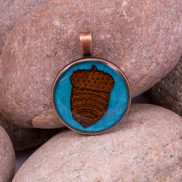 Handcrafted Bespoke Acorn Pendant; set in | Jabbawocky Crafts (jabbawockycrafts.co.uk)