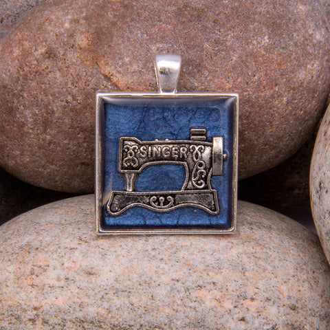 Sewing Machine Pendant (#1184)